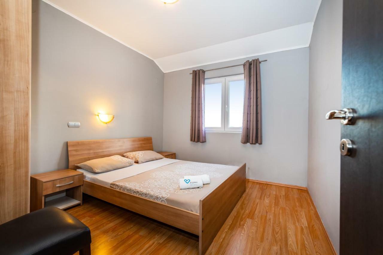 Apartment Adrian Biograd Na Moru Exterior photo